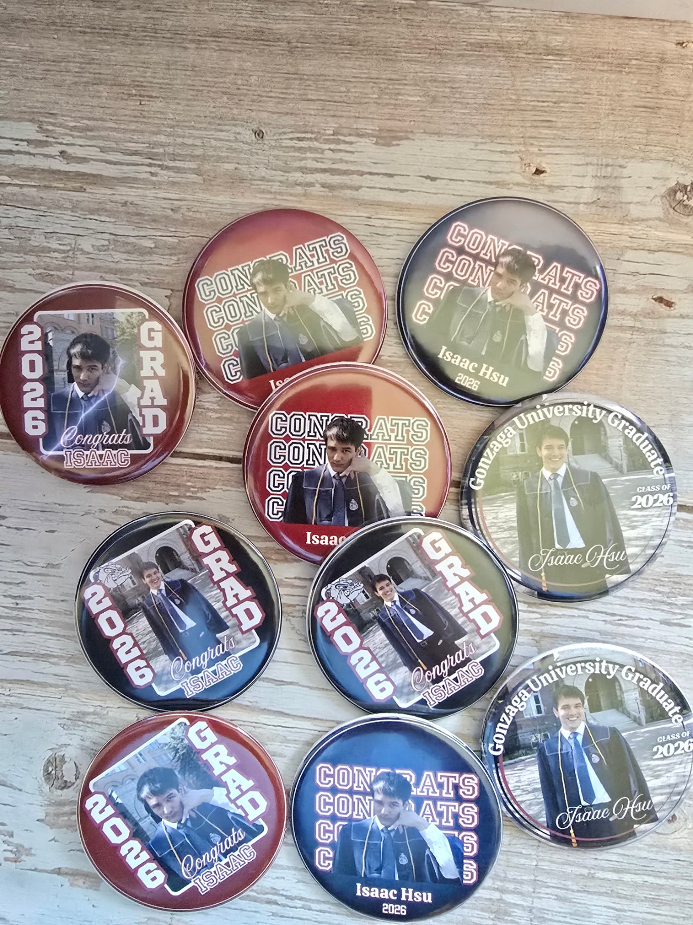 ๐ 2" Graduation Buttons